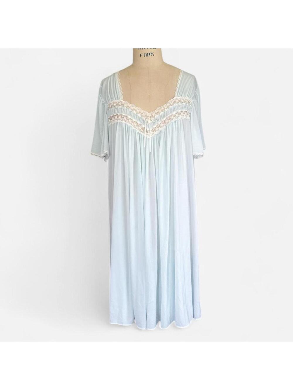 Vintage Mint Blue Nylon Lace Flutter Sleeve Nightgown Dress in Blue